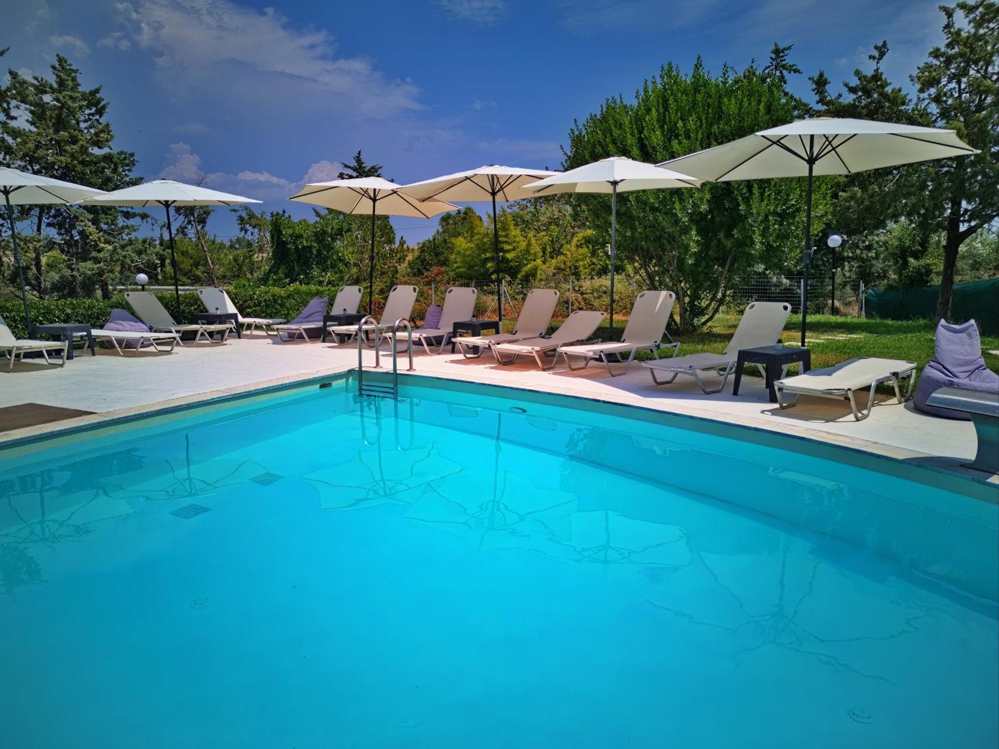 Marele Hills Apartments Néa Fókaia Εξωτερικό φωτογραφία