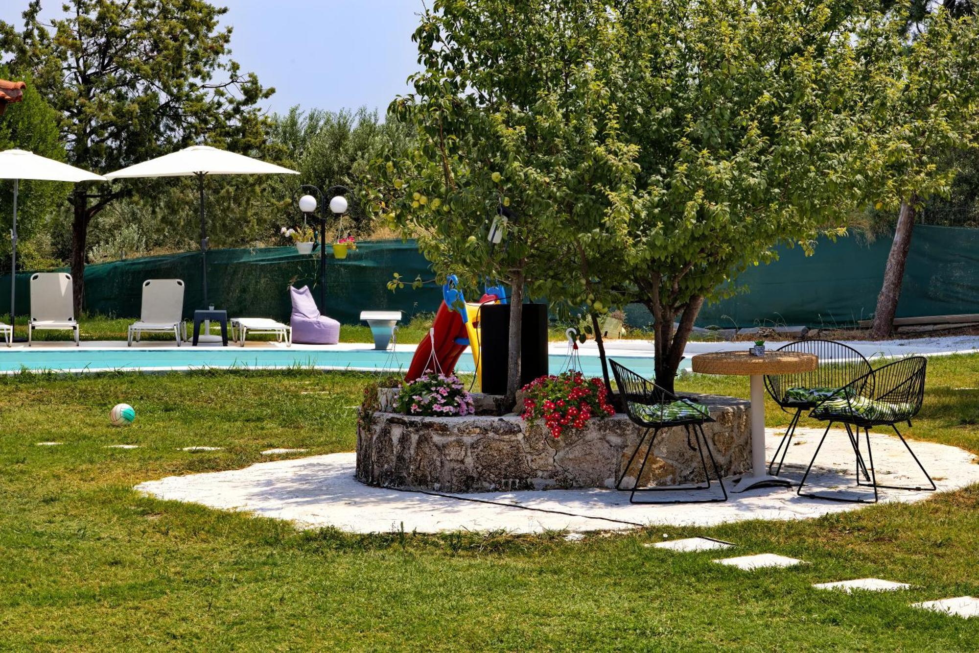 Marele Hills Apartments Néa Fókaia Εξωτερικό φωτογραφία